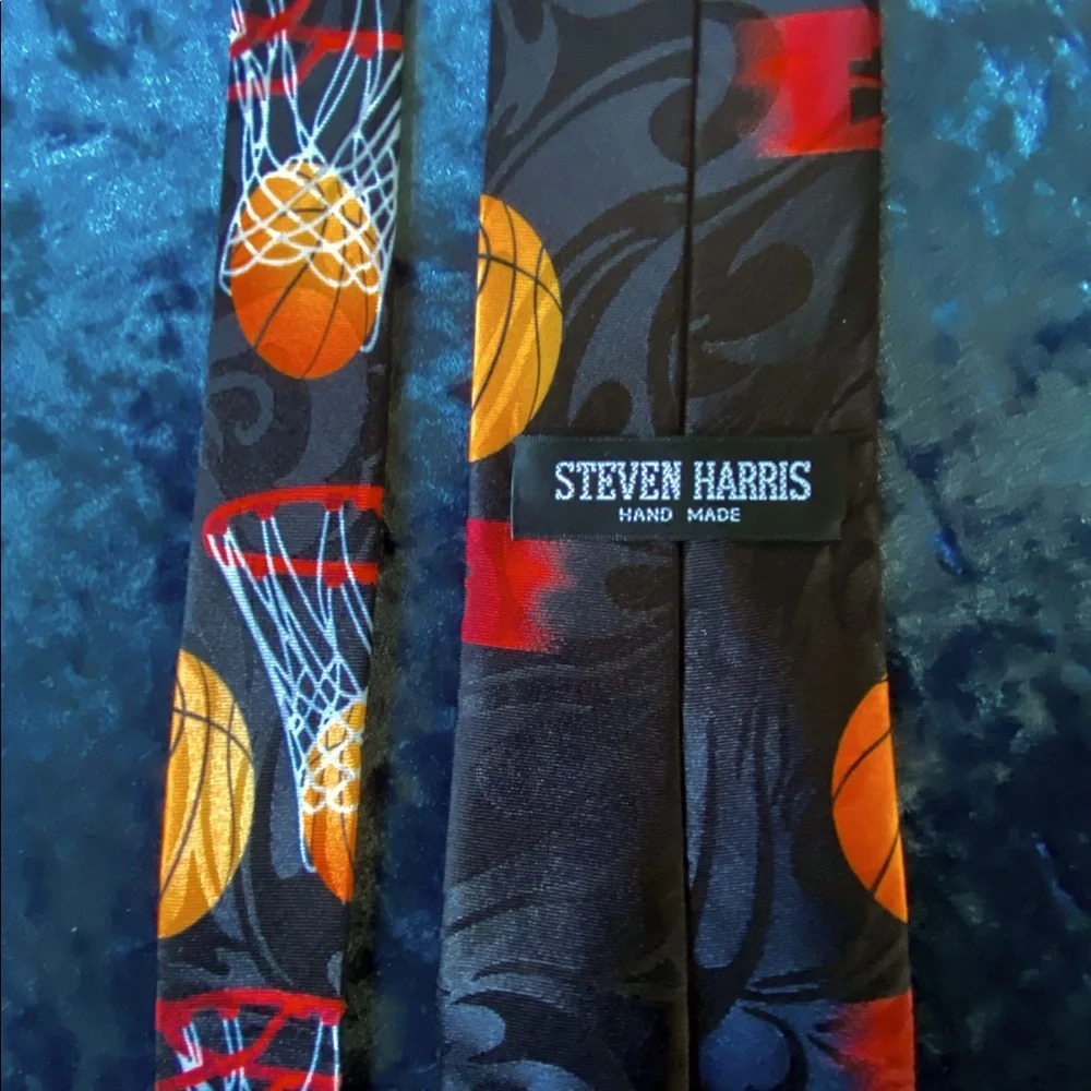 HAND MADE STEVEN HARRIS Basketball Tie